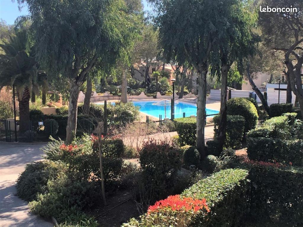 Saint-Raphael, Boulouris, F2 Dans Belle Residence 3 Piscines, Proche Bord De Mer Esterno foto